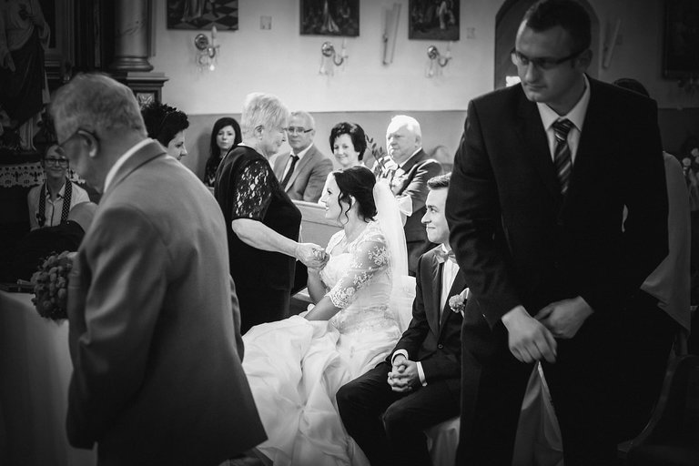 fotografia slubna, zdjecia slubne bielsko, fotograf slubny bielsko; www.magiaobrazu.com, zdjecia slubne bielsko, fotografia slubna slask, zdjecia slubne zywiec; fotograf pszczyna; zdjecia slubne pszczyna; kosciol w wisle, dwoch fotografow na slub, zdjecia slubne pszczyna,