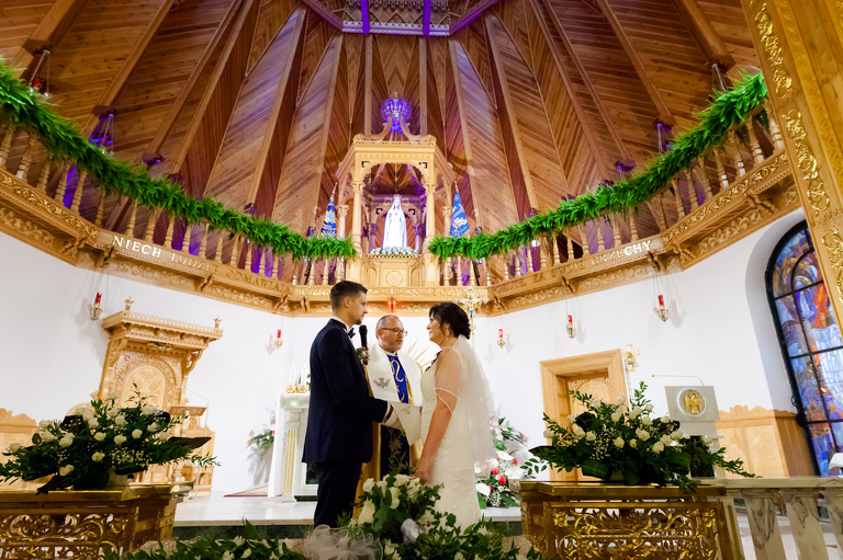 fotografia slubna zakopane, fotograf weselny zakopane, slub w zakopanem, slub w zakopanym, zdjecia slubne malopolska, fotografia slubna malopolska, fotograf na slub zakopane, zdjecia slubne zakopane, fotografia slubna slask, zdjecia slubne krakow, fotografia slubna krakow, zdjecia slubne slask, fotografia slubna bielsko, zdjecia slubne bielsko, fotografia slubna zywiec, zdjecia slubne zywiec, fotograf slubny Krakow, fotografowie slubni, dwoch fotografow na slub, Anna i Jacek Bieniek; zdjecia slubne slask, www.magiaobrazu.com,