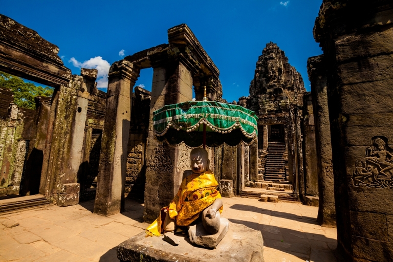 zdjecia z podrozy, fotografia podroznicza, zdjecia z kambodzy, fotografie kambodza, zdjecia angkor wat, fotografie z siem reap, zdjecia z sihanoukville, fotografie wyspa koh rong, piekne krajobrazy, letnie krajobrazy, piekne pejzaze, zdjecia z azji, fotografie azja