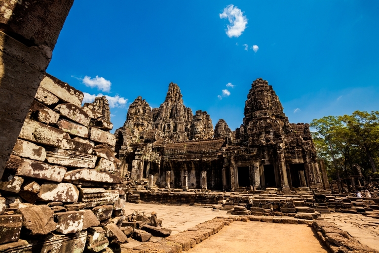 zdjecia z podrozy, fotografia podroznicza, zdjecia z kambodzy, fotografie kambodza, zdjecia angkor wat, fotografie z siem reap, zdjecia z sihanoukville, fotografie wyspa koh rong, piekne krajobrazy, letnie krajobrazy, piekne pejzaze, zdjecia z azji, fotografie azja