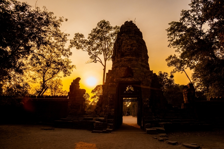 zdjecia z podrozy, fotografia podroznicza, zdjecia z kambodzy, fotografie kambodza, zdjecia angkor wat, fotografie z siem reap, zdjecia z sihanoukville, fotografie wyspa koh rong, piekne krajobrazy, letnie krajobrazy, piekne pejzaze, zdjecia z azji, fotografie azja
