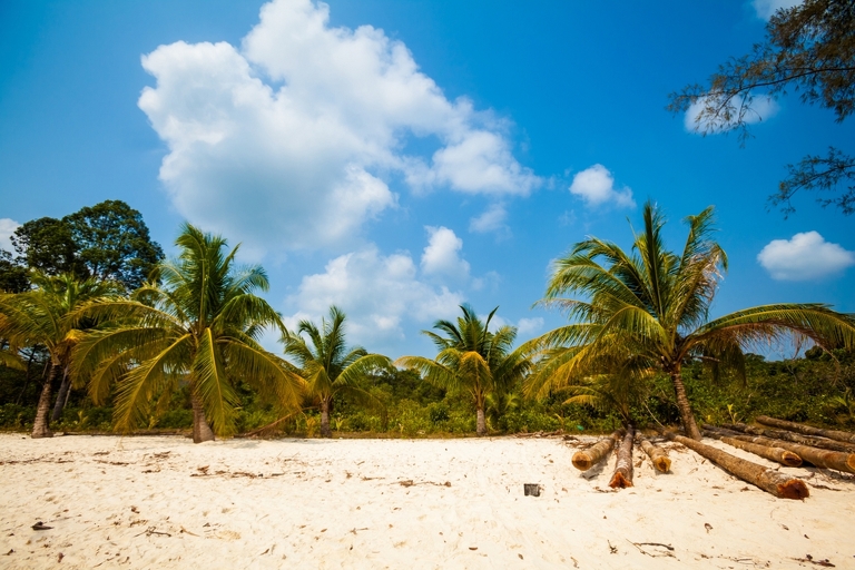 zdjecia z podrozy, fotografia podroznicza, zdjecia z kambodzy, fotografie kambodza, zdjecia angkor wat, fotografie z siem reap, zdjecia z sihanoukville, fotografie wyspa koh rong, piekne krajobrazy, letnie krajobrazy, piekne pejzaze, zdjecia z azji, fotografie azja