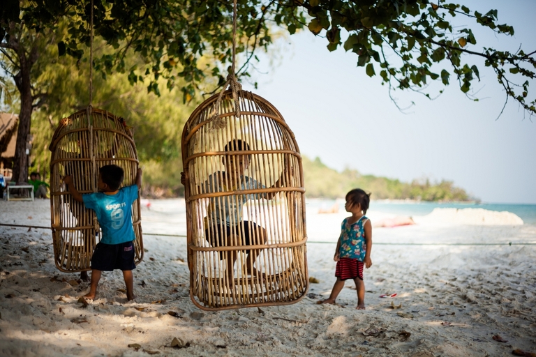 zdjecia z podrozy, fotografia podroznicza, zdjecia z kambodzy, fotografie kambodza, zdjecia angkor wat, fotografie z siem reap, zdjecia z sihanoukville, fotografie wyspa koh rong, piekne krajobrazy, letnie krajobrazy, piekne pejzaze, zdjecia z azji, fotografie azja