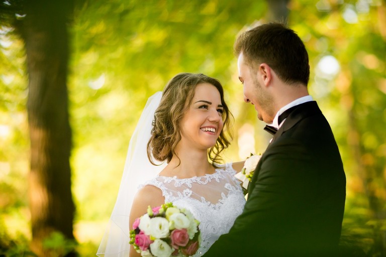 fotografia slubna slask, zdjecia slubne tychy, fotograf slubny pszczyna, zdjecia slubne slask, wesele markowy w pszczynie, slub w kosciele podwyzszenia krzyza w pszczynie, slub slask, zdjecia slubne katowice, dwoch fotografow na slub, fotografia slubna krakow, fotografia slubna bielsko, zdjecia slubne bielsko