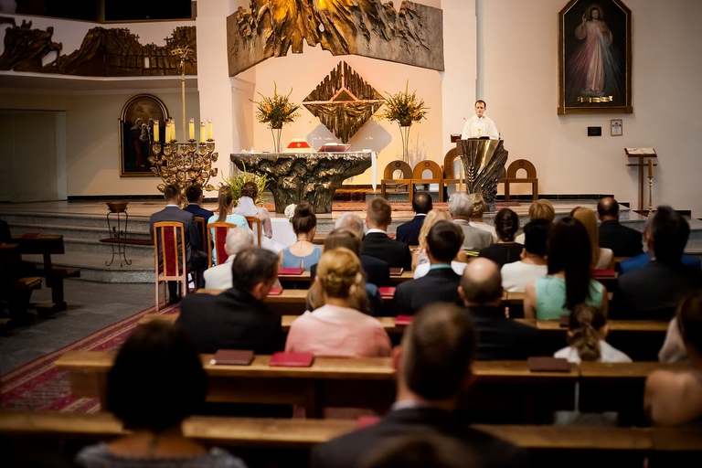 fotografia slubna slask, zdjecia slubne pszczyna, fotograf slubny pszczyna, zdjecia slubne slask, wesele markowy w pszczynie, slub w kosciele podwyzszenia krzyza w pszczynie, slub pszczyna, zdjecia slubne katowice, dwoch fotografow na slub, fotografia slubna krakow, fotografia slubna bielsko, zdjecia slubne bielsko