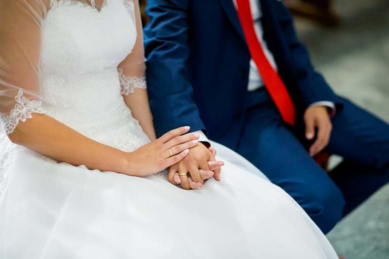 fotografia slubna slask, zdjecia slubne pszczyna, fotograf slubny pszczyna, zdjecia slubne slask, wesele markowy w pszczynie, slub w kosciele podwyzszenia krzyza w pszczynie, slub pszczyna, zdjecia slubne katowice, dwoch fotografow na slub, fotografia slubna krakow, fotografia slubna bielsko, zdjecia slubne bielsko