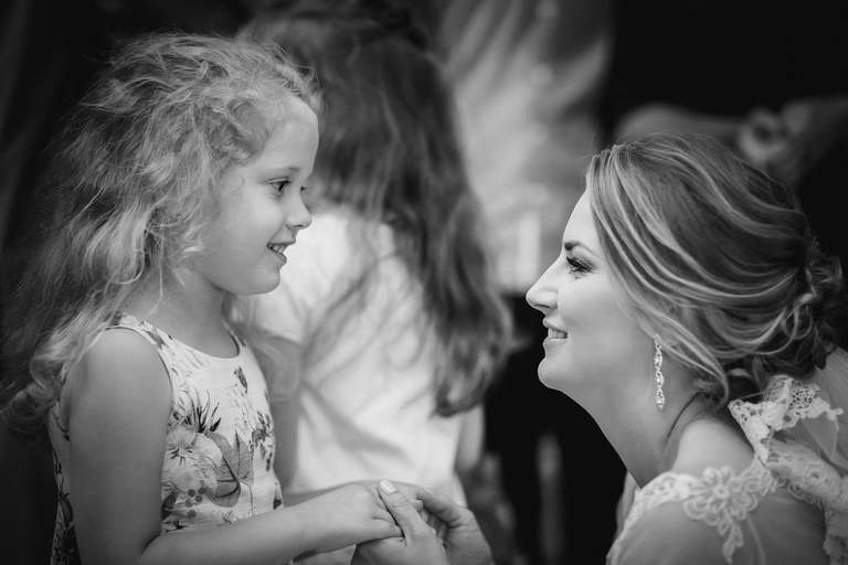 fotografia slubna slask, zdjecia slubne pszczyna, fotograf slubny pszczyna, zdjecia slubne slask, wesele markowy w pszczynie, slub w kosciele podwyzszenia krzyza w pszczynie, slub pszczyna, zdjecia slubne katowice, dwoch fotografow na slub, fotografia slubna krakow, fotografia slubna bielsko, zdjecia slubne bielsko