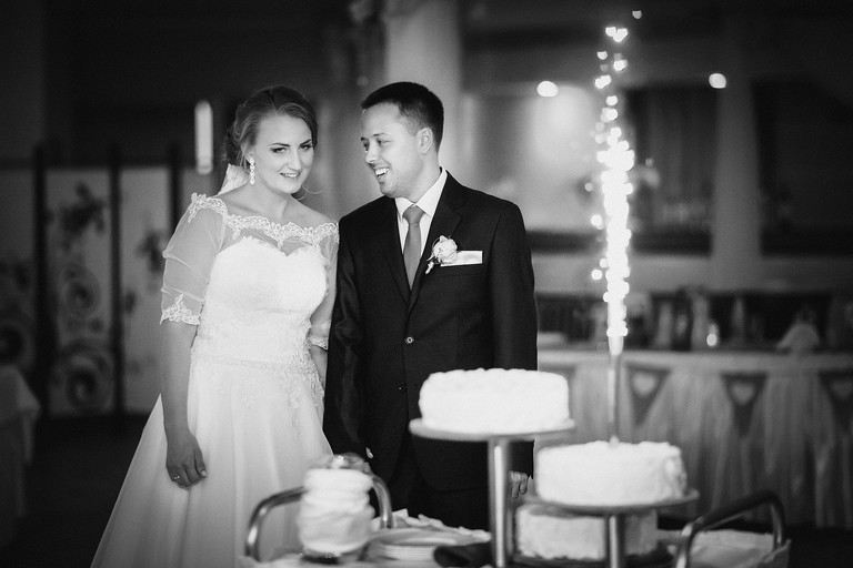 fotografia slubna slask, zdjecia slubne pszczyna, fotograf slubny pszczyna, zdjecia slubne slask, wesele markowy w pszczynie, slub w kosciele podwyzszenia krzyza w pszczynie, slub pszczyna, zdjecia slubne katowice, dwoch fotografow na slub, fotografia slubna krakow, fotografia slubna bielsko, zdjecia slubne bielsko