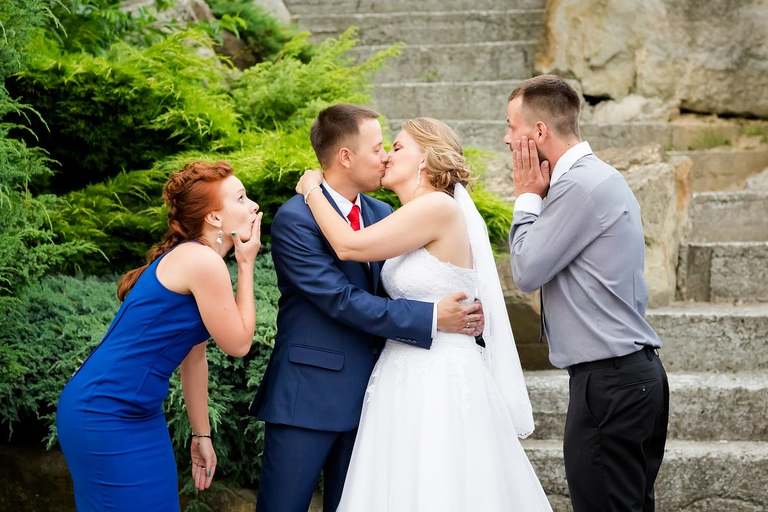 fotografia slubna slask, zdjecia slubne pszczyna, fotograf slubny pszczyna, zdjecia slubne slask, wesele markowy w pszczynie, slub w kosciele podwyzszenia krzyza w pszczynie, slub pszczyna, zdjecia slubne katowice, dwoch fotografow na slub, fotografia slubna krakow, fotografia slubna bielsko, zdjecia slubne bielsko