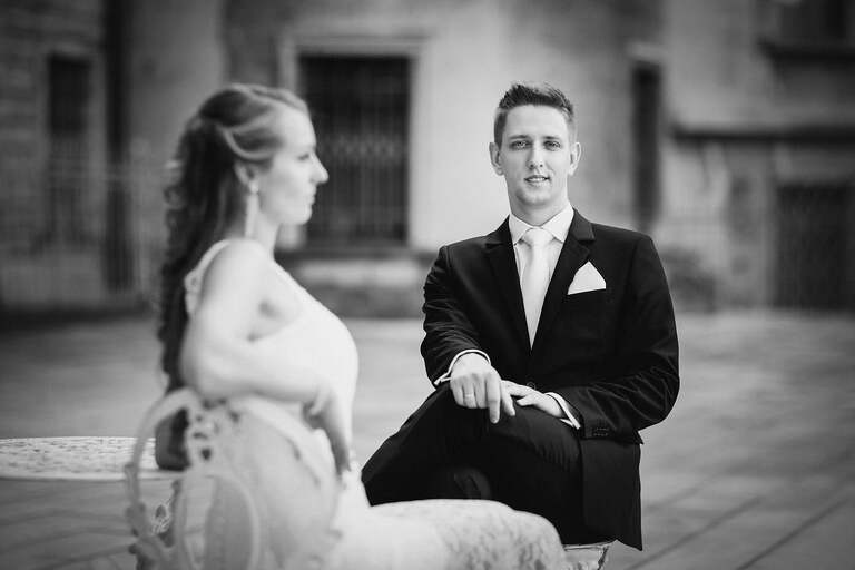 sesja slubna w Mosznej, plener slubny Moszna, sesja slubna na zamku, plener slubny w palacu, oryginalna sesja slubna, fotograf slubny slask, sesja slubna slask, zdjecia slubne opolskie, www.magiaobrazu.com, fotografia ślubna, plener ślubny na zamku, fotograf ślubny Kraków, palac w mosznej, fotografowie ślubni, fotograf małopolska, sesja plenerowa, klimatyczna sesja ślubna