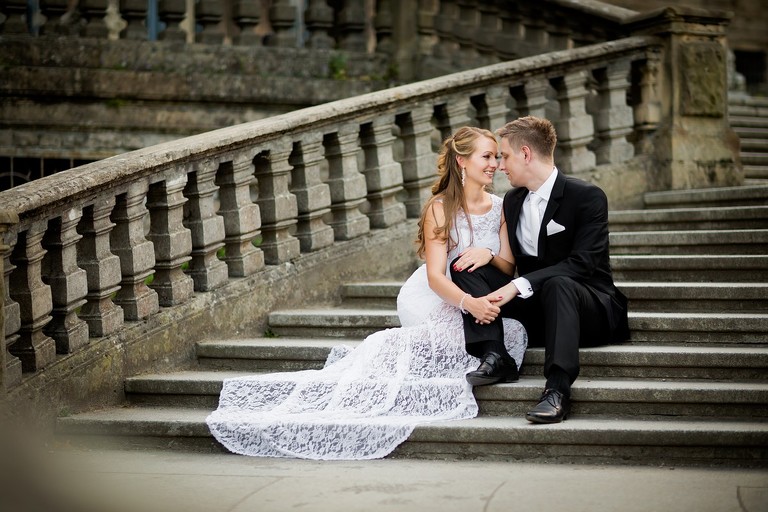 sesja slubna w Mosznej, plener slubny Moszna, sesja slubna na zamku, plener slubny w palacu, oryginalna sesja slubna, fotograf slubny slask, sesja slubna slask, zdjecia slubne opolskie, www.magiaobrazu.com, fotografia ślubna, plener ślubny na zamku, fotograf ślubny Kraków, palac w mosznej, fotografowie ślubni, fotograf małopolska, sesja plenerowa, klimatyczna sesja ślubna