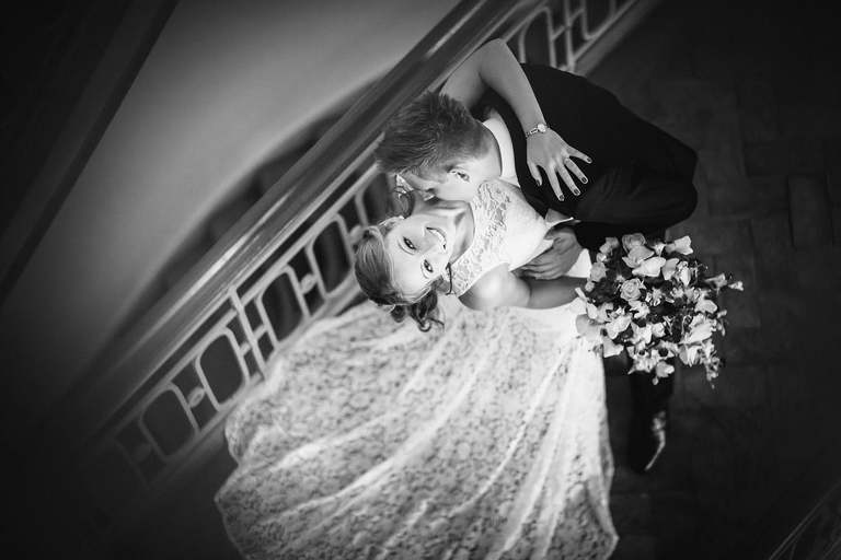 sesja slubna w Mosznej, plener slubny Moszna, sesja slubna na zamku, plener slubny w palacu, oryginalna sesja slubna, fotograf slubny slask, sesja slubna slask, zdjecia slubne opolskie, www.magiaobrazu.com, fotografia ślubna, plener ślubny na zamku, fotograf ślubny Kraków, palac w mosznej, fotografowie ślubni, fotograf małopolska, sesja plenerowa, klimatyczna sesja ślubna