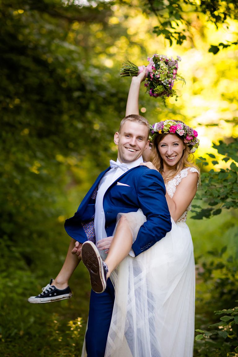 plener slubny o wschodzie slonca, sesja slubna wschod slonca, sesja slubna slask, plener slubny slask, sesja slubna na polu slonecznikow, plener slubny pole slonecznikow, sesja slubna w slonecznikach, plener slubny sloneczniki, romantyczna sesja slubna slask, fotografia slubna czestochowa, zdjecia slubne zawiercie, fotografia ślubna Kraków, fotografia ślubna śląsk, zdjęcia ślubne kraków, fotograf ślubny śląsk, dwóch fotografów na ślub, fotograf czechowice, zdjęcia ślubne bielsko, fotografia ślubna bielsko, www.magiaobrazu.com, Anna i Jacek Bieniek,