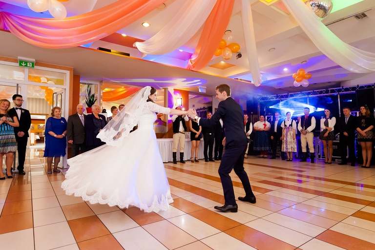 zdjecia slubne brenna, fotografia slubna brenna, fotografia slubna skoczow, wesele w hawanie brenna, wesele w brennej, slub w kosciele na lachach, zdjecia slubne zywiec, fotografia slubna, zdjecia slubne bielsko, fotograf slubny bielsko, fotograf slubny cieszyn, fotografia slubna cieszyn, www.magiaobrazu.com, zdjecia slubne bielsko, fotografia slubna slask, zdjecia slubne zywiec, zdjecia slubne cieszyn, dwoch fotografow na slub, zdjecia slubne slask,