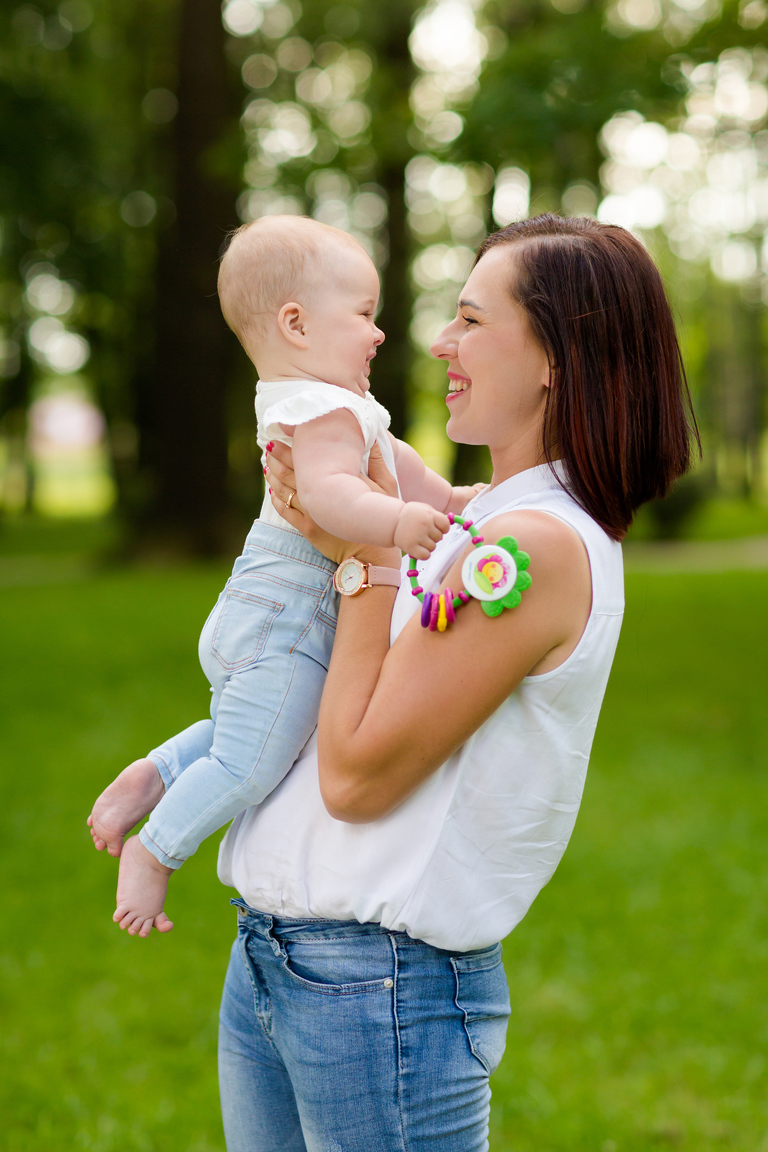 lifestylowa sesja rodzinna pszczyna, lifestylowe sesje rodzinne pszczyna, wiosenna sesja rodzinna, sesje dzieciece pszczyna, zdjecia dzieciece pszczyna, fotografia noworodkowa pszczyna, sesja rodzinna bielsko, fotografia rodzinna slask, zdjecia portretowe pszczyna, sesja portretowa bielsko, zdjecia w plenerze bielsko, rodzina w plenerze slask, fotografia dziecieca bielsko, zdjecia dzieci bielsko, fotografia rodzinna bielsko-biala, fotografia rodzinna slask, zdjecia ludzi slask, zdjecia dla rodzin, fotograf fotograf rodzinny slask, , fotograf czechowice, fotografia bielsko, zdjecia slask, www.magiaobrazu.com,