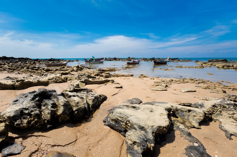co zobaczyc w tajlandii, najlepsze miejsca w tajlandii, co odwiedzic w tajlandii, wakacje w tajlandii, tajlandia najlepsze miejsca, fotografie z podrozy, zdjecia z podrozy, zdjecia z tajlandii, Bangkok, koh kradan, koh mook, koh poda, lanta, trang, koh kret, fotografie z tajlandii, fotografia podroznicza, travel photography, travel photos, asia photos, thailand, thai photos, thailand photography, thailand travel, thai travel, best places in thailand, www.magiaobrazu.com, tajlandia, zdjecia z wakacji, zdjecia z azji, fotografie z azji, podroz po azji