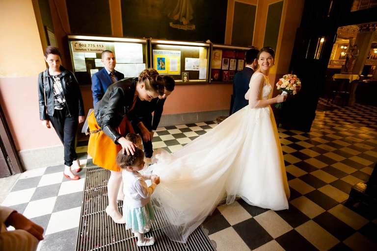 fotografia slubna, zdjecia slubne bielsko, fotograf slubny bielsko, www.magiaobrazu.com, zdjecia slubne bielsko, fotografia slubna slask, zdjecia slubne zywiec, Pałac Kotulińskich, fotograf cieszyn, zdjecia slubne cieszyn; kosciol w bielsko, dwoch fotografow na slub, zdjecia slubne slask, wesele w Pałacu Kotulińskich