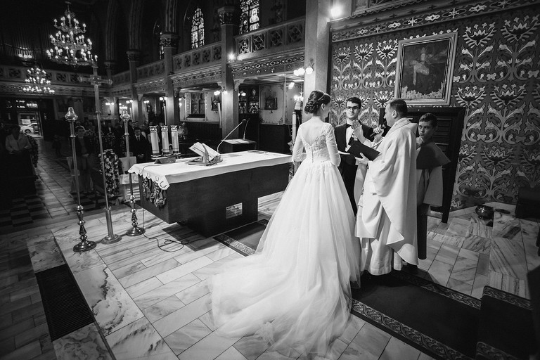 fotografia slubna, zdjecia slubne bielsko, fotograf slubny bielsko, www.magiaobrazu.com, zdjecia slubne bielsko, fotografia slubna slask, zdjecia slubne zywiec, Pałac Kotulińskich, fotograf cieszyn, zdjecia slubne cieszyn; kosciol w bielsko, dwoch fotografow na slub, zdjecia slubne slask, wesele w Pałacu Kotulińskich