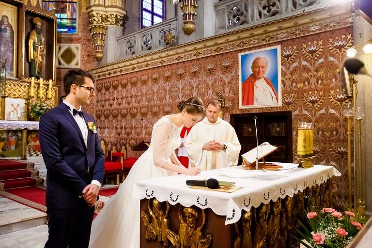 fotografia slubna, zdjecia slubne bielsko, fotograf slubny bielsko, www.magiaobrazu.com, zdjecia slubne bielsko, fotografia slubna slask, zdjecia slubne zywiec, Pałac Kotulińskich, fotograf cieszyn, zdjecia slubne cieszyn; kosciol w bielsko, dwoch fotografow na slub, zdjecia slubne slask, wesele w Pałacu Kotulińskich