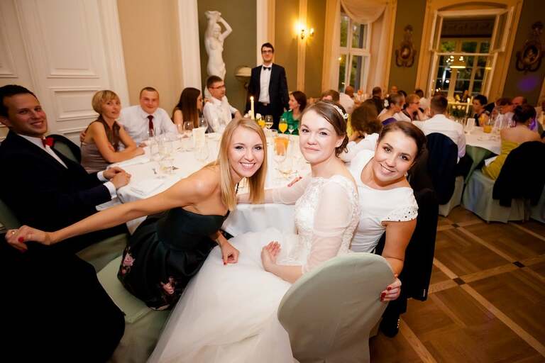 fotografia slubna, zdjecia slubne bielsko, fotograf slubny bielsko, www.magiaobrazu.com, zdjecia slubne bielsko, fotografia slubna slask, zdjecia slubne zywiec, Pałac Kotulińskich, fotograf cieszyn, zdjecia slubne cieszyn; kosciol w bielsko, dwoch fotografow na slub, zdjecia slubne slask, wesele w Pałacu Kotulińskich