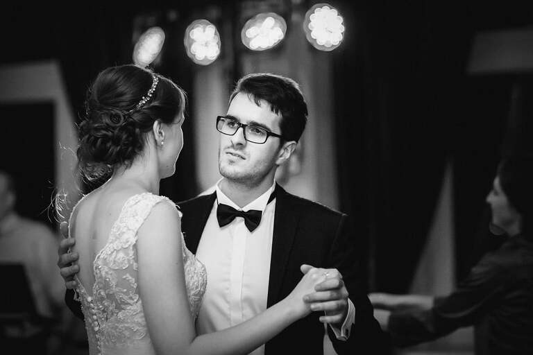 fotografia slubna, zdjecia slubne bielsko, fotograf slubny bielsko, www.magiaobrazu.com, zdjecia slubne bielsko, fotografia slubna slask, zdjecia slubne zywiec, Pałac Kotulińskich, fotograf cieszyn, zdjecia slubne cieszyn; kosciol w bielsko, dwoch fotografow na slub, zdjecia slubne slask, wesele w Pałacu Kotulińskich