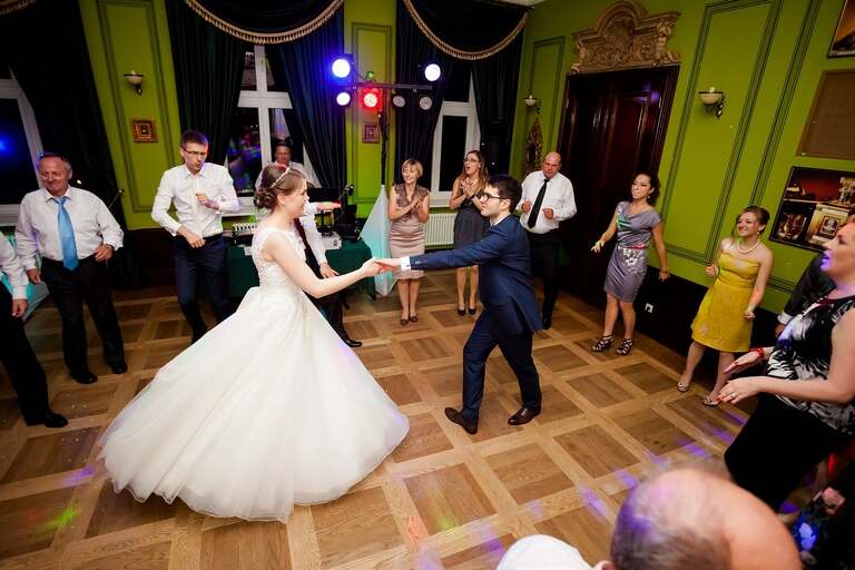 fotografia slubna, zdjecia slubne bielsko, fotograf slubny bielsko, www.magiaobrazu.com, zdjecia slubne bielsko, fotografia slubna slask, zdjecia slubne zywiec, Pałac Kotulińskich, fotograf cieszyn, zdjecia slubne cieszyn; kosciol w bielsko, dwoch fotografow na slub, zdjecia slubne slask, wesele w Pałacu Kotulińskich