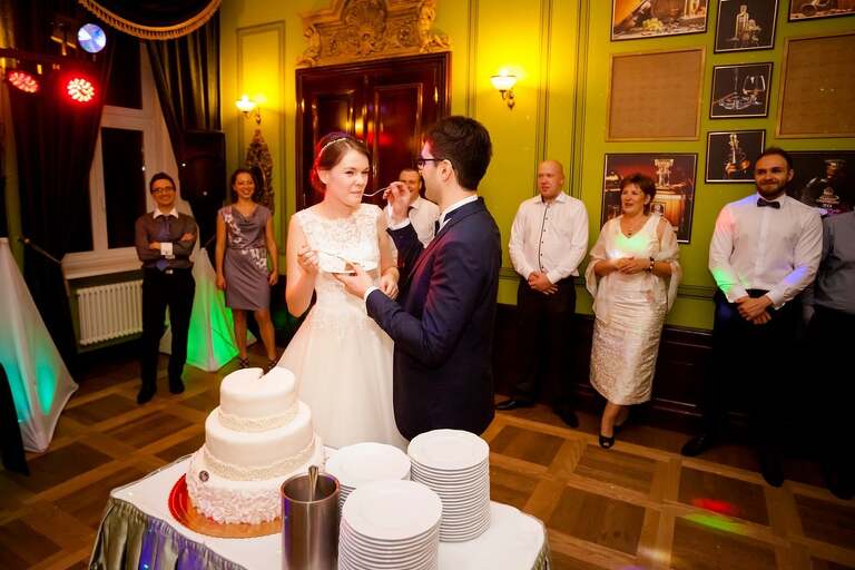 fotografia slubna, zdjecia slubne bielsko, fotograf slubny bielsko, www.magiaobrazu.com, zdjecia slubne bielsko, fotografia slubna slask, zdjecia slubne zywiec, Pałac Kotulińskich, fotograf cieszyn, zdjecia slubne cieszyn; kosciol w bielsko, dwoch fotografow na slub, zdjecia slubne slask, wesele w Pałacu Kotulińskich