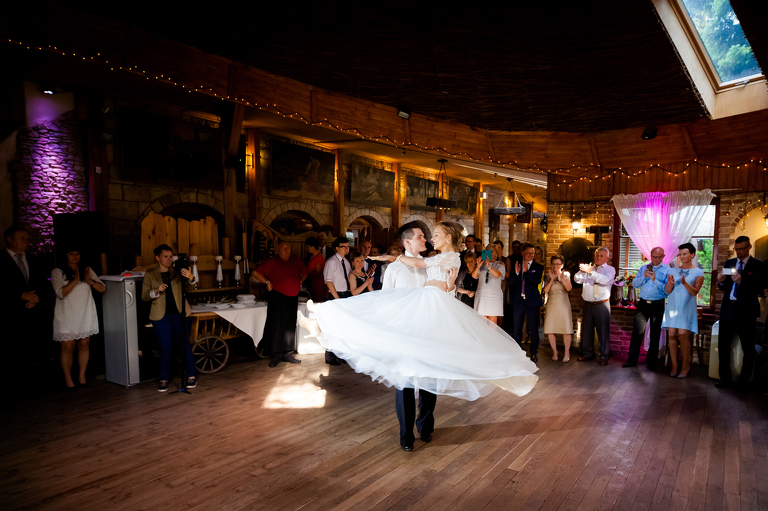 fotografia slubna slask, fotografia slubna katowice, zdjecia slubne katowice, fotograf slubny katowice, zdjecia slubne chorzow, fotografia slubna chorzow, zdjecia slubne bielsko, wesele kamienny kasztel, fotograf slubny bielsko, zdjecia slubne slask, katedra w sosnowcu, slub w katedrze w sosnowcu, sesja w parku slaskim, plener slubny w parku slaskim, dwoch fotografow na slub, fotografia slubna krakow,