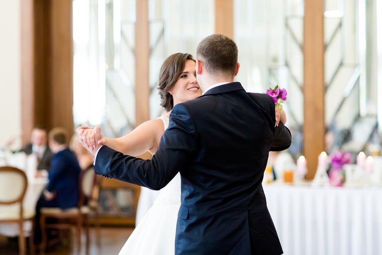 fotografia slubna slask, fotografia slubna zory, zdjecia slubne zory, fotograf slubny zory, zdjecia slubne piekary, fotografia slubna piekary, zdjecia slubne bielsko, wesele w rezydencji luxury piekary, fotograf slubny bielsko, hotel rezydencja luxury piekary, zdjecia slubne slask, Kościół Św. Ap. Filipa i Jakuba, wesele w hotelu w piekarach, zdjecia slubne katowice, dwoch fotografow na slub, fotografia slubna krakow, fotograf slubny katowice