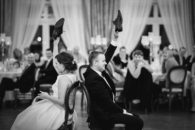 fotografia slubna slask, fotografia slubna zory, zdjecia slubne zory, fotograf slubny zory, zdjecia slubne piekary, fotografia slubna piekary, zdjecia slubne bielsko, wesele w rezydencji luxury piekary, fotograf slubny bielsko, hotel rezydencja luxury piekary, zdjecia slubne slask, Kościół Św. Ap. Filipa i Jakuba, wesele w hotelu w piekarach, zdjecia slubne katowice, dwoch fotografow na slub, fotografia slubna krakow, fotograf slubny katowice