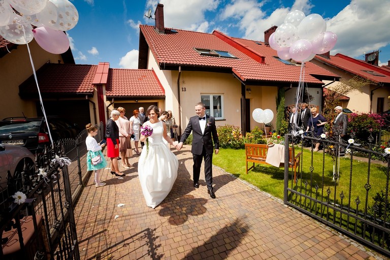 fotografia slubna slask, fotografia slubna zory, zdjecia slubne zory, fotograf slubny zory, zdjecia slubne piekary, fotografia slubna piekary, zdjecia slubne bielsko, wesele w rezydencji luxury piekary, fotograf slubny bielsko, hotel rezydencja luxury piekary, zdjecia slubne slask, Kościół Św. Ap. Filipa i Jakuba, wesele w hotelu w piekarach, zdjecia slubne katowice, dwoch fotografow na slub, fotografia slubna krakow, fotograf slubny katowice