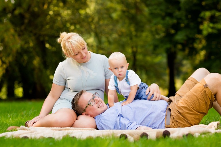 lifestylowa sesja rodzinna pszczyna, lifestylowe sesje rodzinne pszczyna, sesje dzieciece pszczyna, zdjecia dzieciece pszczyna, fotografia noworodkowa pszczyna, sesja rodzinna bielsko, fotografia rodzinna śląsk, zdjęcia portretowe pszczyna, sesja portretowa bielsko, zdjęcia w plenerze bielsko, rodzina w plenerze sląsk, fotografia dziecięca bielsko, zdjęcia dzieci bielsko, fotografia rodzinna bielsko-biala, fotografia rodzinna slask, zdjecia ludzi slask, zdjecia dla rodzin, fotograf fotograf rodzinny slask, , fotograf czechowice, fotografia bielsko, zdjecia slask, www.magiaobrazu.com,