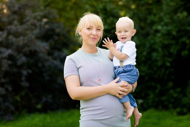 lifestylowa sesja rodzinna pszczyna, lifestylowe sesje rodzinne pszczyna, sesje dzieciece pszczyna, zdjecia dzieciece pszczyna, fotografia noworodkowa pszczyna, sesja rodzinna bielsko, fotografia rodzinna śląsk, zdjęcia portretowe pszczyna, sesja portretowa bielsko, zdjęcia w plenerze bielsko, rodzina w plenerze sląsk, fotografia dziecięca bielsko, zdjęcia dzieci bielsko, fotografia rodzinna bielsko-biala, fotografia rodzinna slask, zdjecia ludzi slask, zdjecia dla rodzin, fotograf fotograf rodzinny slask, , fotograf czechowice, fotografia bielsko, zdjecia slask, www.magiaobrazu.com,