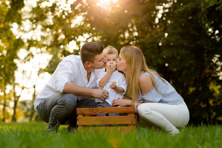 lifestylowa sesja rodzinna pszczyna, lifestylowe sesje rodzinne pszczyna, sesje dzieciece pszczyna, zdjecia dzieciece pszczyna, fotografia noworodkowa pszczyna, sesja rodzinna bielsko, fotografia rodzinna śląsk, zdjęcia portretowe pszczyna, sesja portretowa bielsko, zdjęcia w plenerze bielsko, rodzina w plenerze sląsk, fotografia dziecięca bielsko, zdjęcia dzieci bielsko, fotografia rodzinna bielsko-biala, fotografia rodzinna slask, zdjecia ludzi slask, zdjecia dla rodzin, fotograf fotograf rodzinny slask, , fotograf czechowice, fotografia bielsko, zdjecia slask, www.magiaobrazu.com,