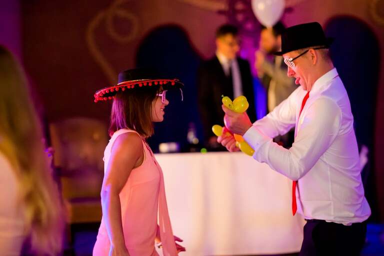 fotografia slubna slask, fotografia slubna katowice, zdjecia slubne katowice, fotograf slubny katowice, zdjecia slubne sosnowiec, fotografia slubna chorzow, zdjecia slubne bielsko, wesele shuma dabrowa gornicza, fotograf slubny bielsko, zdjecia slubne slask, wesele w shumie w dabrowie gorniczej, slub w kosciele podwyzszenia krzyza w sosnowcu, perfect moments, dwoch fotografow na slub, fotografia slubna krakow,