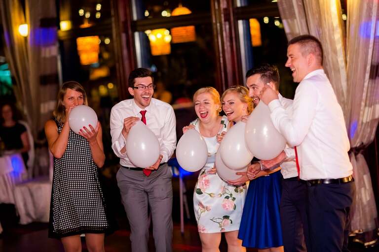 fotografia slubna slask, fotografia slubna katowice, zdjecia slubne katowice, fotograf slubny katowice, zdjecia slubne sosnowiec, fotografia slubna chorzow, zdjecia slubne bielsko, wesele shuma dabrowa gornicza, fotograf slubny bielsko, zdjecia slubne slask, wesele w shumie w dabrowie gorniczej, slub w kosciele podwyzszenia krzyza w sosnowcu, perfect moments, dwoch fotografow na slub, fotografia slubna krakow,