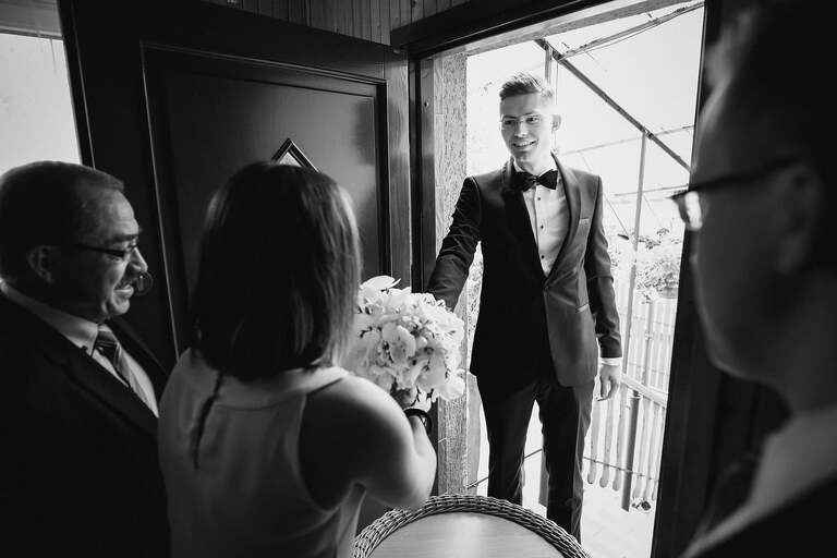 fotografia slubna slask, fotografia slubna katowice, zdjecia slubne katowice, fotograf slubny katowice, zdjecia slubne sosnowiec, fotografia slubna chorzow, zdjecia slubne bielsko, wesele shuma dabrowa gornicza, fotograf slubny bielsko, zdjecia slubne slask, wesele w shumie w dabrowie gorniczej, slub w kosciele podwyzszenia krzyza w sosnowcu, perfect moments, dwoch fotografow na slub, fotografia slubna krakow,