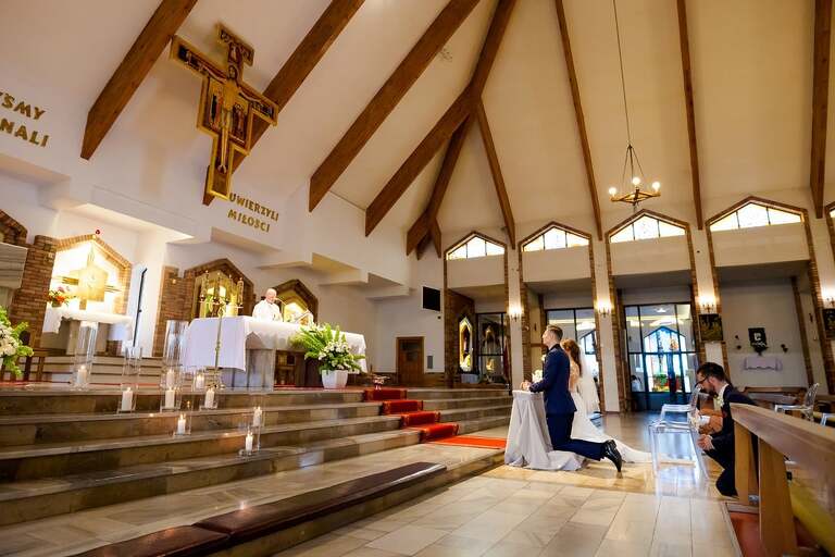 fotografia slubna slask, fotografia slubna katowice, zdjecia slubne katowice, fotograf slubny katowice, zdjecia slubne sosnowiec, fotografia slubna chorzow, zdjecia slubne bielsko, wesele shuma dabrowa gornicza, fotograf slubny bielsko, zdjecia slubne slask, wesele w shumie w dabrowie gorniczej, slub w kosciele podwyzszenia krzyza w sosnowcu, perfect moments, dwoch fotografow na slub, fotografia slubna krakow,