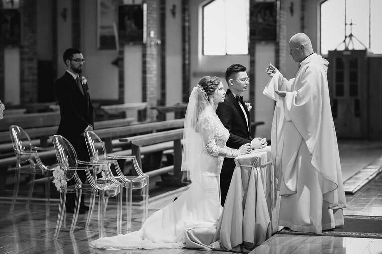 fotografia slubna slask, fotografia slubna katowice, zdjecia slubne katowice, fotograf slubny katowice, zdjecia slubne sosnowiec, fotografia slubna chorzow, zdjecia slubne bielsko, wesele shuma dabrowa gornicza, fotograf slubny bielsko, zdjecia slubne slask, wesele w shumie w dabrowie gorniczej, slub w kosciele podwyzszenia krzyza w sosnowcu, perfect moments, dwoch fotografow na slub, fotografia slubna krakow,