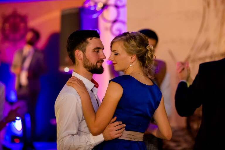 fotografia slubna slask, fotografia slubna katowice, zdjecia slubne katowice, fotograf slubny katowice, zdjecia slubne sosnowiec, fotografia slubna chorzow, zdjecia slubne bielsko, wesele shuma dabrowa gornicza, fotograf slubny bielsko, zdjecia slubne slask, wesele w shumie w dabrowie gorniczej, slub w kosciele podwyzszenia krzyza w sosnowcu, perfect moments, dwoch fotografow na slub, fotografia slubna krakow,