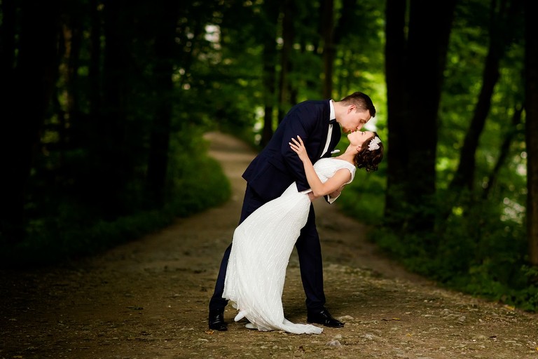 plener slubny ojcow, sesja slubna ojcow, plener slubny w ojcowie, sesja slubna w ojcowie, sesja w ojcowskim parku narodowym, sesja slubna krakow, plener slubny krakow, sesja slubna na skalkach, romantyczna sesja slubna slask, fotografia slubna czestochowa, zdjecia slubne ojcow, fotografia ślubna Kraków, fotografia ślubna śląsk, zdjęcia ślubne kraków, fotograf ślubny śląsk, dwóch fotografów na ślub, fotograf czechowice, zdjęcia ślubne bielsko, fotografia ślubna bielsko, www.magiaobrazu.com, Anna i Jacek Bieniek,