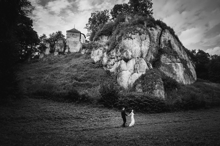 plener slubny ojcow, sesja slubna ojcow, plener slubny w ojcowie, sesja slubna w ojcowie, sesja w ojcowskim parku narodowym, sesja slubna krakow, plener slubny krakow, sesja slubna na skalkach, romantyczna sesja slubna slask, fotografia slubna czestochowa, zdjecia slubne ojcow, fotografia ślubna Kraków, fotografia ślubna śląsk, zdjęcia ślubne kraków, fotograf ślubny śląsk, dwóch fotografów na ślub, fotograf czechowice, zdjęcia ślubne bielsko, fotografia ślubna bielsko, www.magiaobrazu.com, Anna i Jacek Bieniek,