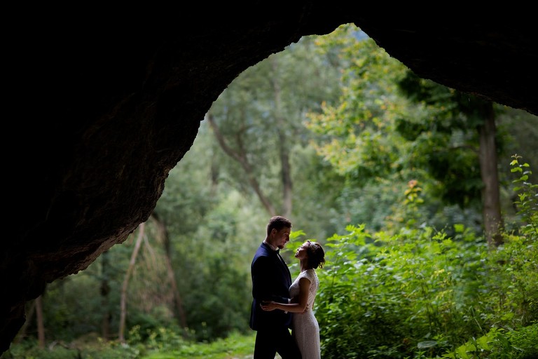 plener slubny ojcow, sesja slubna ojcow, plener slubny w ojcowie, sesja slubna w ojcowie, sesja w ojcowskim parku narodowym, sesja slubna krakow, plener slubny krakow, sesja slubna na skalkach, romantyczna sesja slubna slask, fotografia slubna czestochowa, zdjecia slubne ojcow, fotografia ślubna Kraków, fotografia ślubna śląsk, zdjęcia ślubne kraków, fotograf ślubny śląsk, dwóch fotografów na ślub, fotograf czechowice, zdjęcia ślubne bielsko, fotografia ślubna bielsko, www.magiaobrazu.com, Anna i Jacek Bieniek,