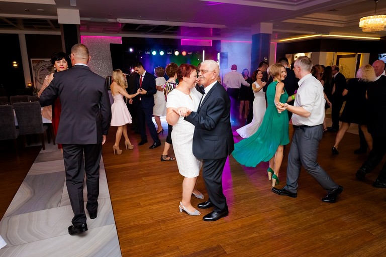 slub w parafii sw. Katarzyny Jastrzebie, wesele w Sanktuarium Opatrznosci Bozej w Jastrzebiu, wesele kompleks Dabrowka w Jastrzebiu, wesele w dabrowce jatrzebie, fotografia slubna jastrzebie, zdjecia slubne jastrzebie, fotograf slubny jastrzebie, fotografia slubna slask, fotografia slubna katowice, zdjecia slubne katowice, fotograf slubny katowice, zdjecia slubne bielsko, dwoch fotografow na slub, fotografia slubna krakow,