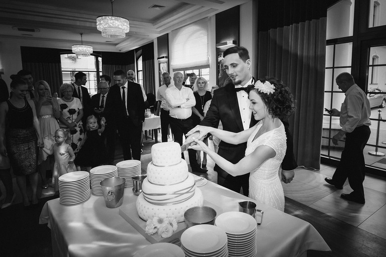 slub w parafii sw. Katarzyny Jastrzebie, wesele w Sanktuarium Opatrznosci Bozej w Jastrzebiu, wesele kompleks Dabrowka w Jastrzebiu, wesele w dabrowce jatrzebie, fotografia slubna jastrzebie, zdjecia slubne jastrzebie, fotograf slubny jastrzebie, fotografia slubna slask, fotografia slubna katowice, zdjecia slubne katowice, fotograf slubny katowice, zdjecia slubne bielsko, dwoch fotografow na slub, fotografia slubna krakow,