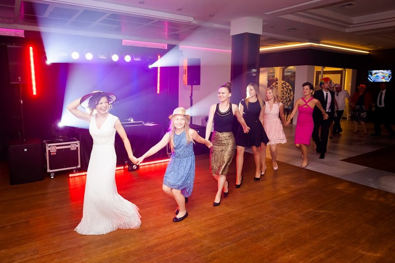 slub w parafii sw. Katarzyny Jastrzebie, wesele w Sanktuarium Opatrznosci Bozej w Jastrzebiu, wesele kompleks Dabrowka w Jastrzebiu, wesele w dabrowce jatrzebie, fotografia slubna jastrzebie, zdjecia slubne jastrzebie, fotograf slubny jastrzebie, fotografia slubna slask, fotografia slubna katowice, zdjecia slubne katowice, fotograf slubny katowice, zdjecia slubne bielsko, dwoch fotografow na slub, fotografia slubna krakow,