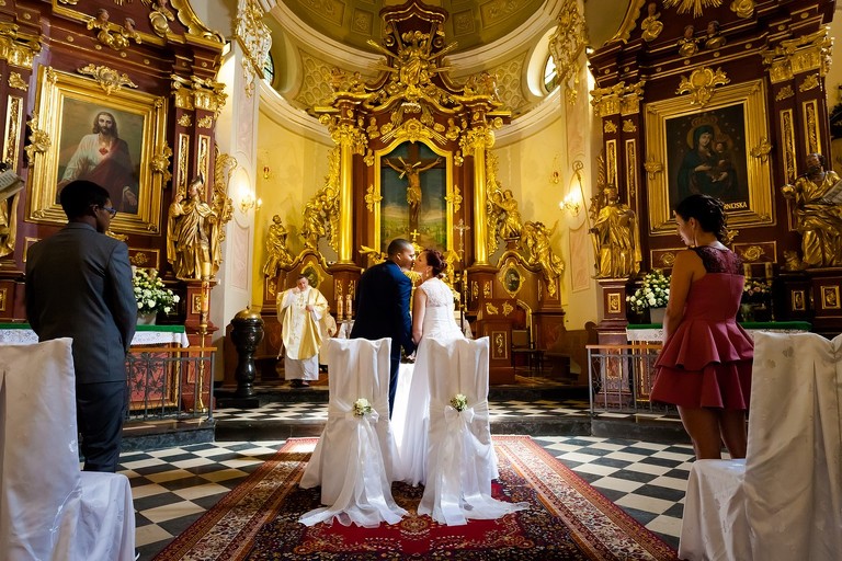 fotografia slubna, slub w alwerni, slub klasztor alwernia, fotografia slubna krakow, zdjecia slubne krakow, fotograf slubny krakow, fotograf na wesele krakow, wesele w kajasowce, wesele kasztel kajasowka, zdjecia slubne slask, fotograf slubny slask, fotograf na slub krakow, wesele miedzynarodowe, zdjecia slubne bielsko, fotograf slubny bielsko, www.magiaobrazu.com, zdjecia slubne bielsko, fotografia slubna slask, fotograf cieszyn, zdjecia slubne cieszyn