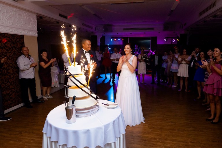 fotografia slubna, slub w alwerni, slub klasztor alwernia, fotografia slubna krakow, zdjecia slubne krakow, fotograf slubny krakow, fotograf na wesele krakow, wesele w kajasowce, wesele kasztel kajasowka, zdjecia slubne slask, fotograf slubny slask, fotograf na slub krakow, wesele miedzynarodowe, zdjecia slubne bielsko, fotograf slubny bielsko, www.magiaobrazu.com, zdjecia slubne bielsko, fotografia slubna slask, fotograf cieszyn, zdjecia slubne cieszyn