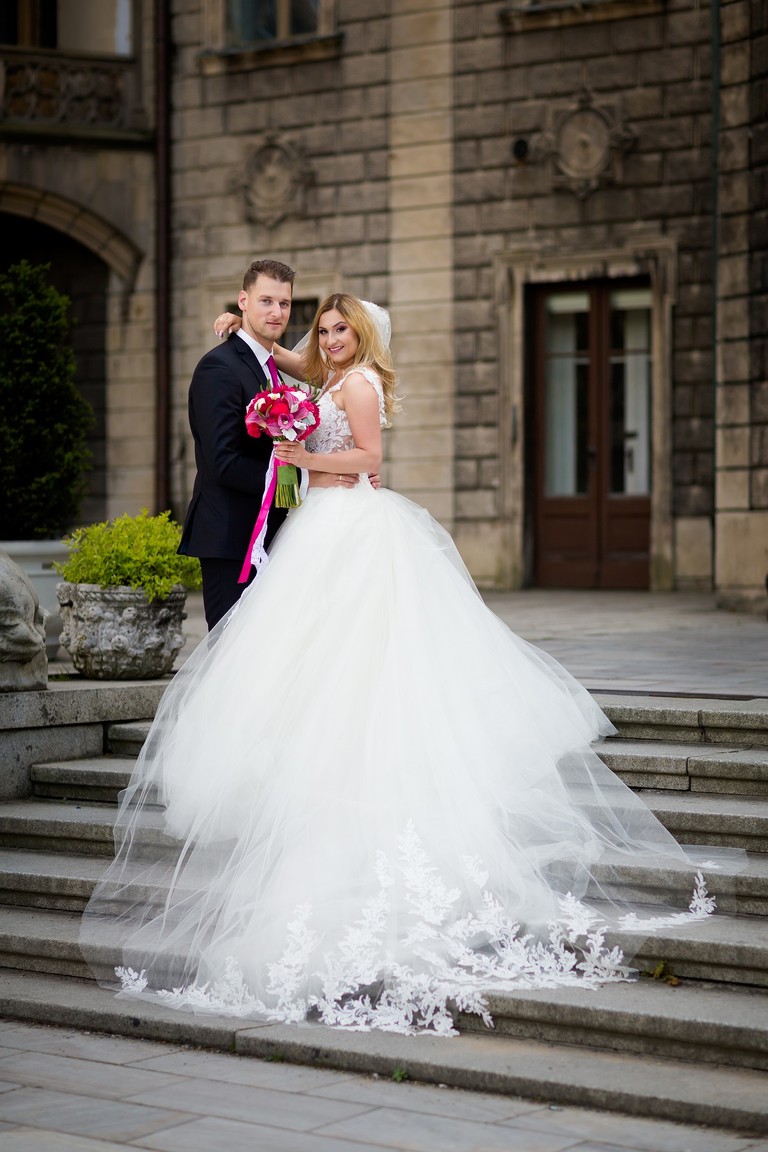 sesja slubna w Mosznej, plener slubny Moszna, sesja slubna na zamku, plener slubny w palacu, www.magiaobrazu.com, fotografia slubna w Mosznej, plener slubny w Krakowie, fotograf slubny Krakow, fotografowie slubni, fotograf malopolska, sesja plenerowa, klimatyczna sesja slubna, plener w Mosznej, Zamek w Mosznej, oryginalna sesja slubna, fotograf slubny slask, sesja slubna slask, zdjecia slubne opolskie, www.magiaobrazu.com, fotografia slubna, plener slubny na zamku, fotograf slubny Krakow, palac w mosznej, fotografowie slubni, fotograf mal‚opolska, sesja plenerowa, klimatyczna sesja slubna