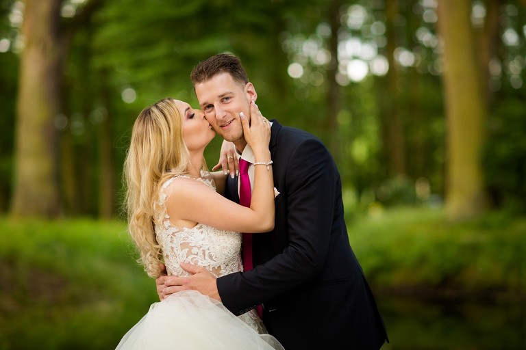 sesja slubna w Mosznej, plener slubny Moszna, sesja slubna na zamku, plener slubny w palacu, www.magiaobrazu.com, fotografia slubna w Mosznej, plener slubny w Krakowie, fotograf slubny Krakow, fotografowie slubni, fotograf malopolska, sesja plenerowa, klimatyczna sesja slubna, plener w Mosznej, Zamek w Mosznej, oryginalna sesja slubna, fotograf slubny slask, sesja slubna slask, zdjecia slubne opolskie, www.magiaobrazu.com, fotografia slubna, plener slubny na zamku, fotograf slubny Krakow, palac w mosznej, fotografowie slubni, fotograf mal‚opolska, sesja plenerowa, klimatyczna sesja slubna